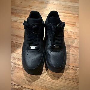Nike Men's Black Sneakers